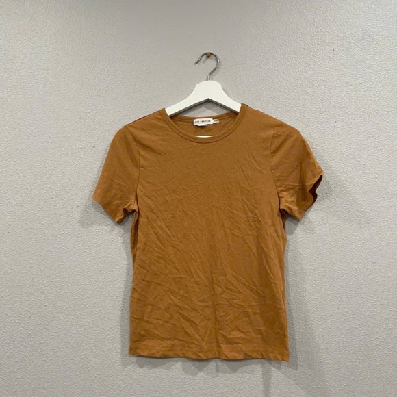 NWOT GOOD AMERICAN LIGHTWEIGHT SLIM COTTON TEE - Picture 1 of 2